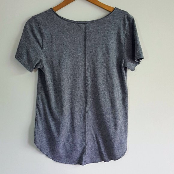 Hollister "In Coffee We Trust" T-Shirt - Picture 3 of 3